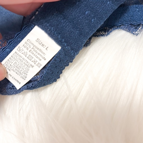 Women's Navy Blue Wired Lace Bra - Picture 5 of 6